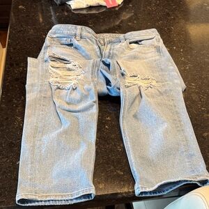American Eagle Distressed Light Blue jeans women’s size 6